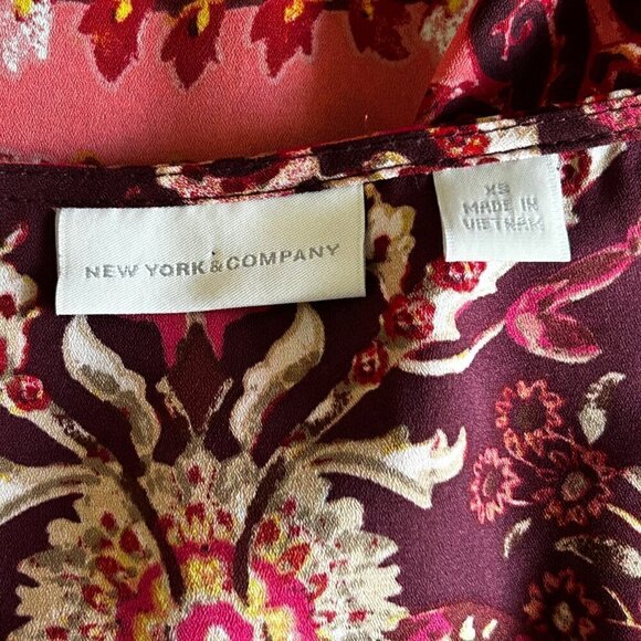 New York & Company Women's Pink Paisley Keyhole Blouse, Extra Small - Picture 3 of 6